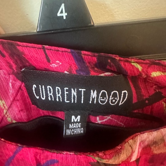 Current Mood Pink Graffiti MiniSkirt Size Medium - Picture 4 of 5
